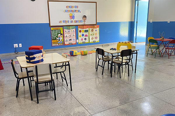 fotos da escola_0008_Layer 8